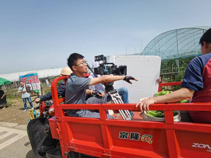 电商爆款背后的推手：普兰店市产品视频拍摄公司精准捕捉卖点痛点